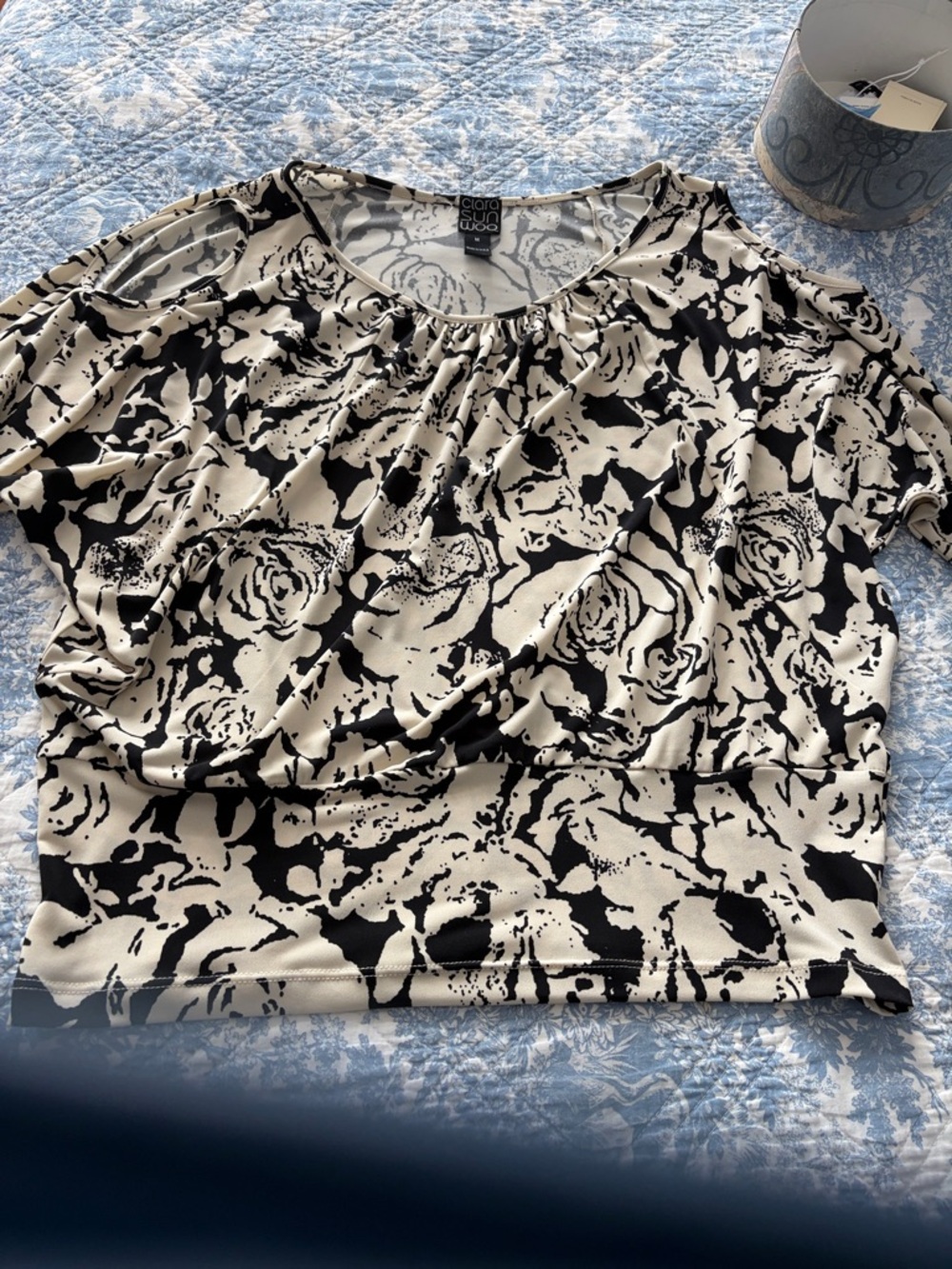 CLARA SUNWOO Black & Cream Floral Cold-Shoulder Blouse